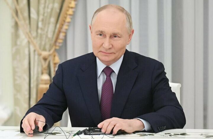 Vladimir Putin is 72 years old / there is no birthday party!