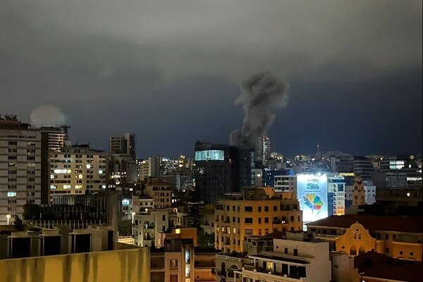 Zionist regime’s air attack on the center of Beirut + video