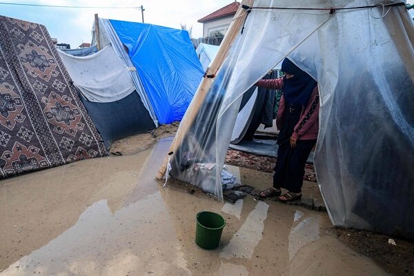 10,000 tents of Palestinian refugees were damaged due to heavy rain