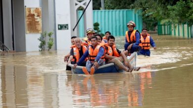 13 victims in the devastating flood in Thailand and Malaysia; Hundreds of thousands of people became homeless