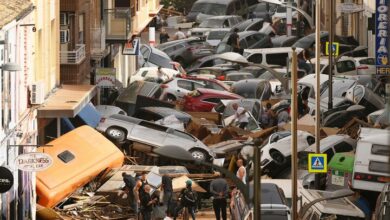 Devastating Golan flood in Spain/hundreds of cars were piled on top of each other