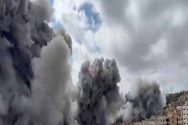 Heavy bombing of Nabatieh + video