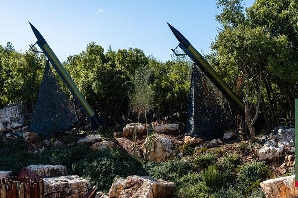 Hizbullah bombarded the “Dovivo” barracks and the Zionist settlement of “Katserin” with rockets