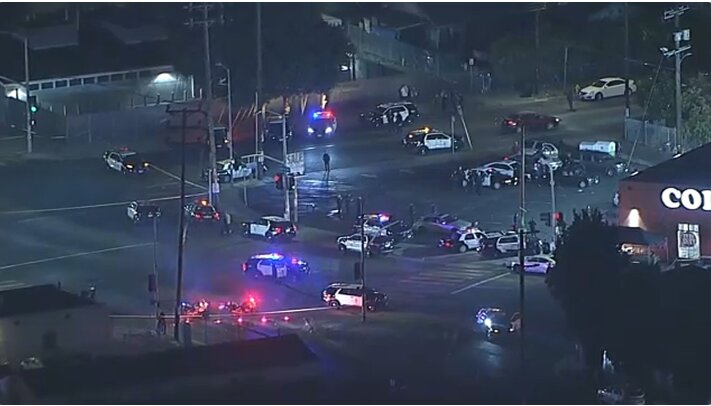 Shooting in South Los Angeles/ 2 police officers were injured