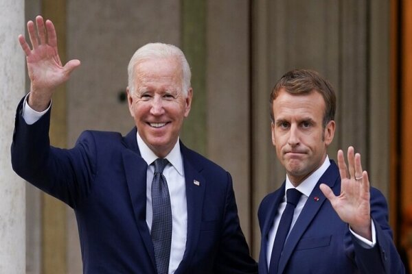 The ceasefire in Lebanon is the focus of the conversation between Biden and Macron