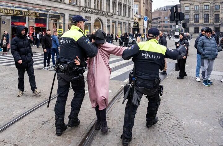 The Guardian: Israeli spectators started the clashes in the Netherlands