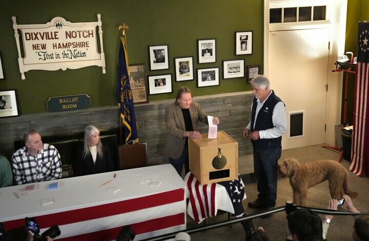 The official start of the US election with the opening of the polling station in Dixville Notch