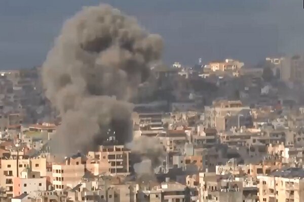 The Zionist regime’s air attack on the southern suburbs of Beirut + video