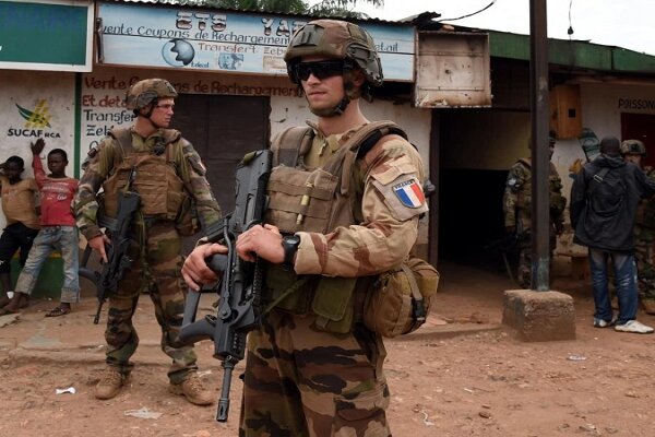 French troops must leave Chad by the end of January