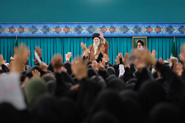 Imam Khamenei to speak tomorrow (Tuesday) in a meeting with thousands of women from throughout the country