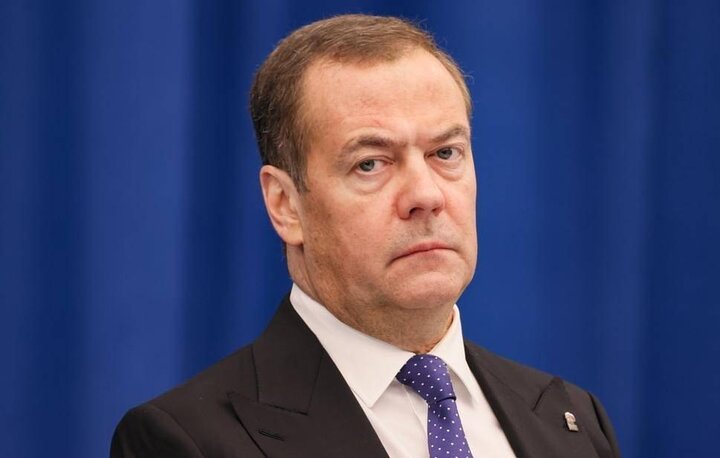 Medvedev: “Yoon Suk Yul” is a traitor and the head of America; must go