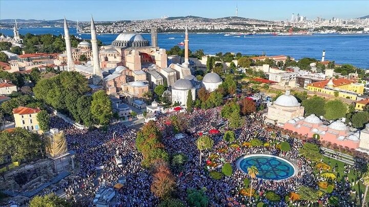 Solidarity march with Gaza in Istanbul