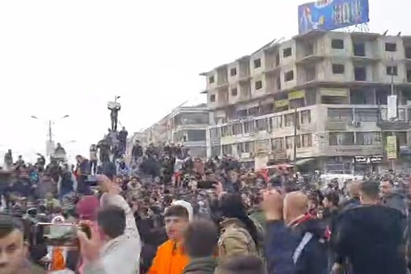 Terrorists shooting at protesters in “Tartus” and “Homs”; The terrorists revealed their truth + video