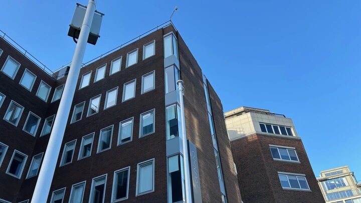 The flag of the Zionist regime was lowered in Dublin + video