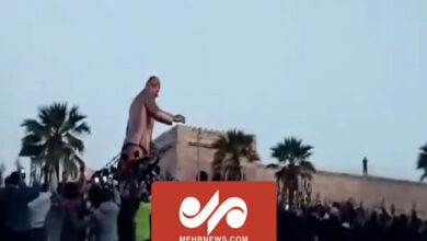 The statue of Hafez Assad was pulled down in Damascus