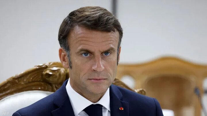 61% of French people want Macron to resign