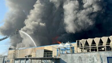 A massive fire in a factory in Türkiye/Fire fighting is still going on