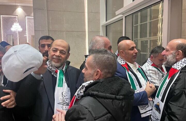 Arrival of Palestinian exiled prisoners in Cairo +film