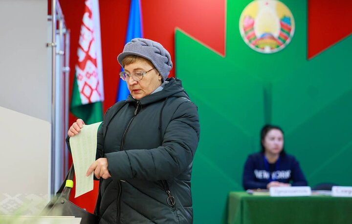 Belarusian presidential election; The voting branches were opened