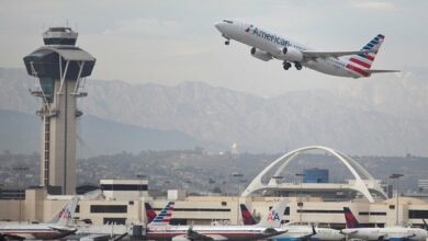 Cancellation of more than 1,300 flights in the United States due to storms and ice