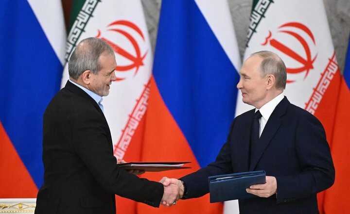 How did Arab media narrate the comprehensive strategic agreement between Iran and Russia?