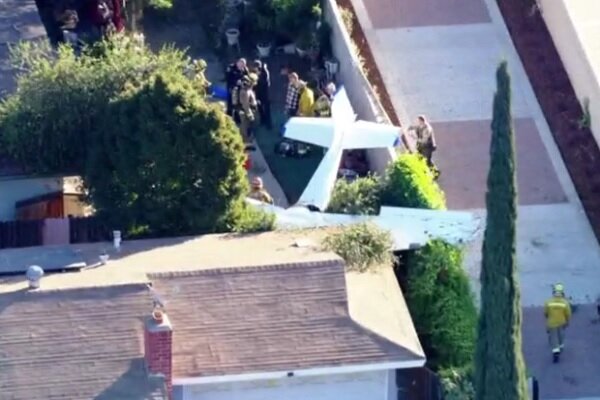 Plane crash in Los Angeles, USA