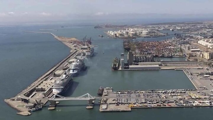 The explosion in the port of Barcelona + video