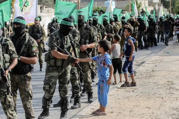 The extensive deployment of Qassam forces in Gaza’s Palestinian Square to begin the second phase of the exchange of prisoners