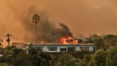 The fire in Los Angeles is still raging