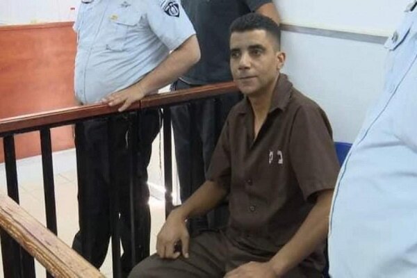 Who is the release of Palestinian captives in the Masters Prison/ “Who is Zakaria Al -Zubidi”?