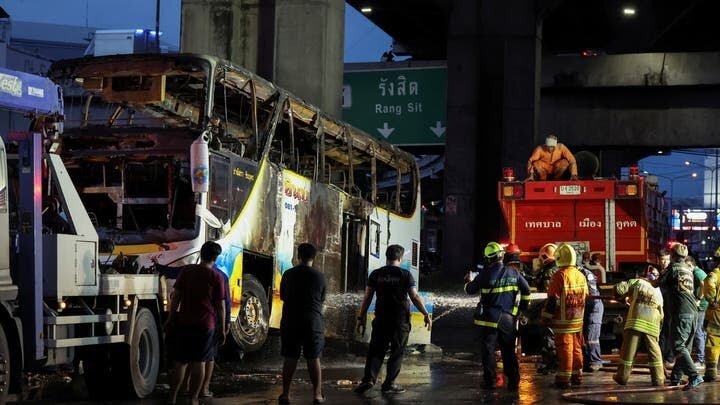 Bus overturn in government officials in Thailand with at least 5 victims