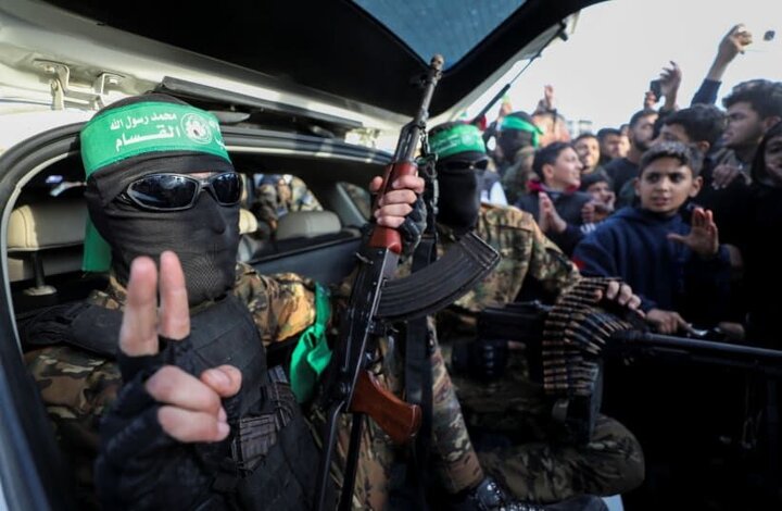 Channel 2 of Zionist regime: Hamas shows power at the captives’ delivery ceremony