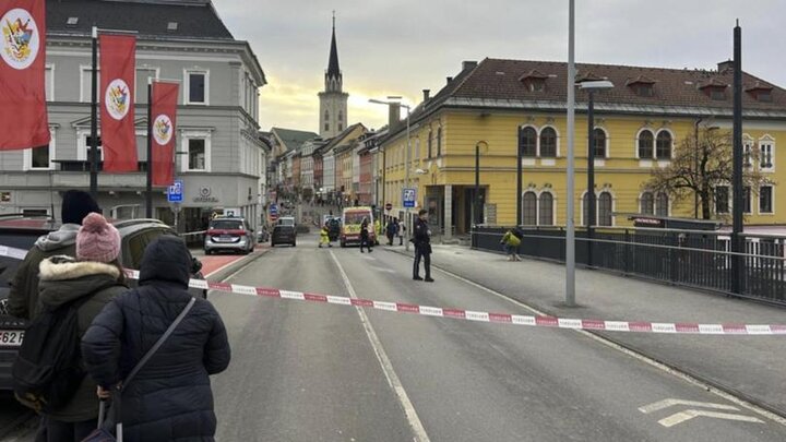 One dead and four wounded following a Syrian refugee attack on pedestrians in Austria