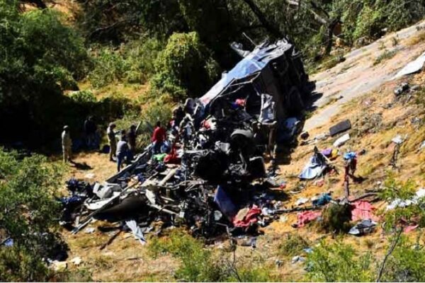 The incident for a bus in Mexico/ more than 5 killed