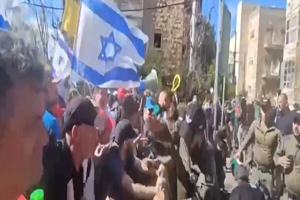 Intense clashes around Netanyahu’s house in occupied Quds+ Movie