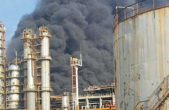 Refinery in Baku bait fire+ Movie