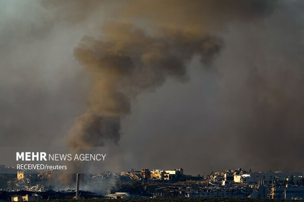 Zionist and southern artillery and marine attacks against the center and south of the Gaza Strip