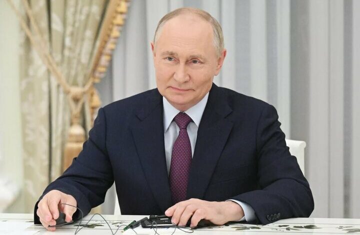 Kremlin: Putin meets with Sultan Oman in Moscow on Tuesday