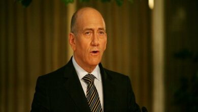 Olmert: The Civil War in Israel is close; The possibility of armed elements attack