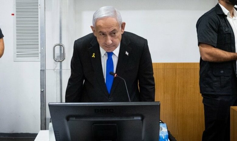 Palestinian Official: Israel Intensifying Efforts to Displace West Bank Residents /Israel , Palestine , West Bank , Settlements , Displacement