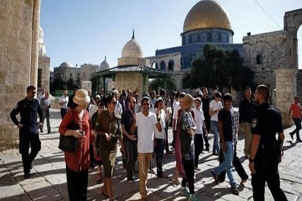 Settlers Violate Al-Aqsa Mosque as Evictions Intensify in Occupied Jerusalem, 2025 /Al-Aqsa Mosque , Jerusalem , Israeli settlers , Palestinian evictions , Ateret Kohanim