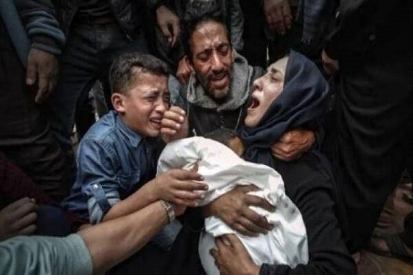 Israeli Forces Open Fire on Palestinian Displaced Persons in Gaza /Gaza , Israeli forces , Palestinian displaced persons , ceasefire violations , Middle East conflict