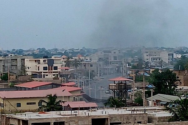 Benin Undergoes Military Coup Amidst Reported Explosions /Benin , coup , military , explosions , Cotonou