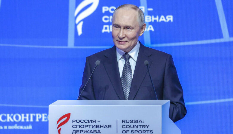 Putin Voices Support for Venezuelan Government in Call with Maduro /Russia , Venezuela , Vladimir Putin , Nicolas Maduro , International Relations